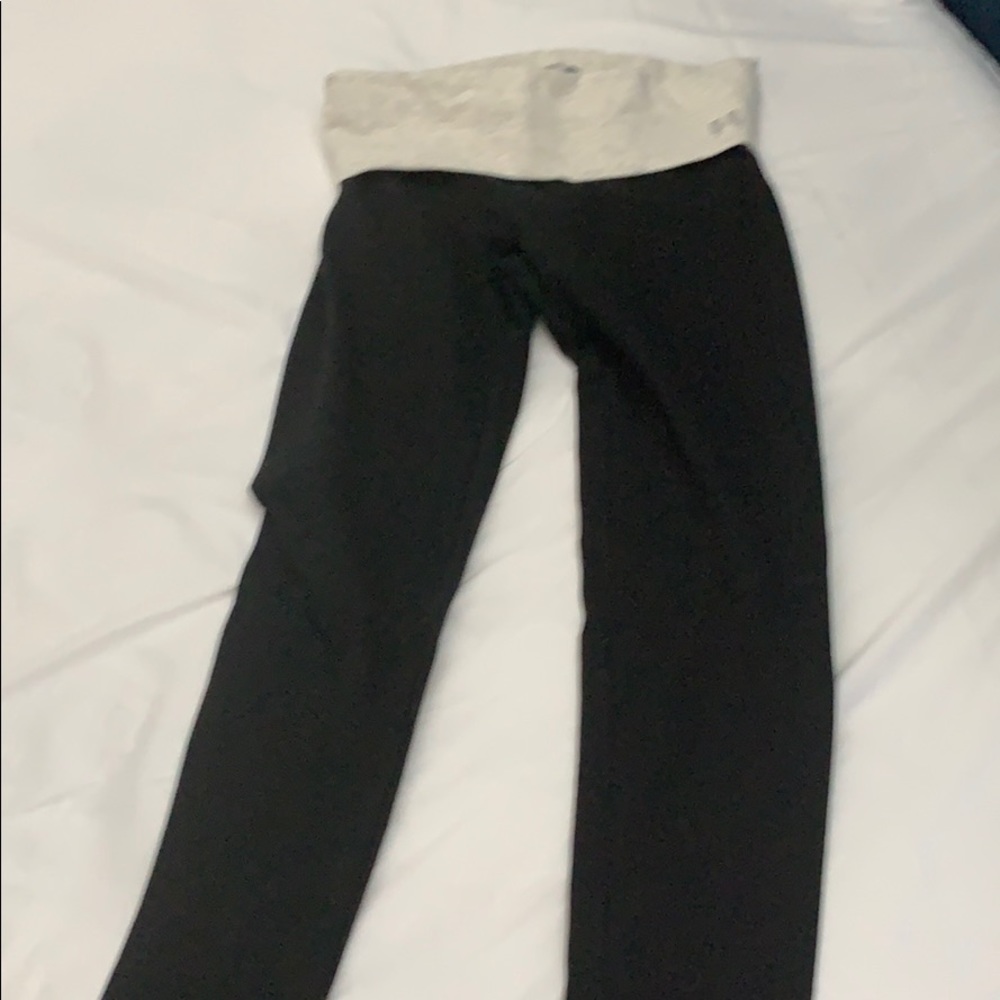 Victoria Secret leggings size XS with LOVE